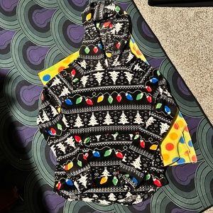 Ladies size S, plush, pullover hoodie.